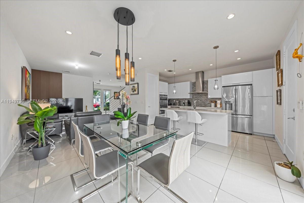 6402 North W 104th Path Doral, FL 33178 - Photo 30 of 44