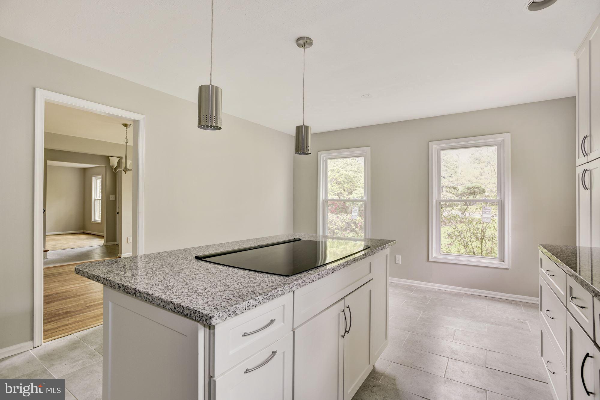 10816 Hunt Club Road Reston, VA 20190 - Photo 14 of 61
