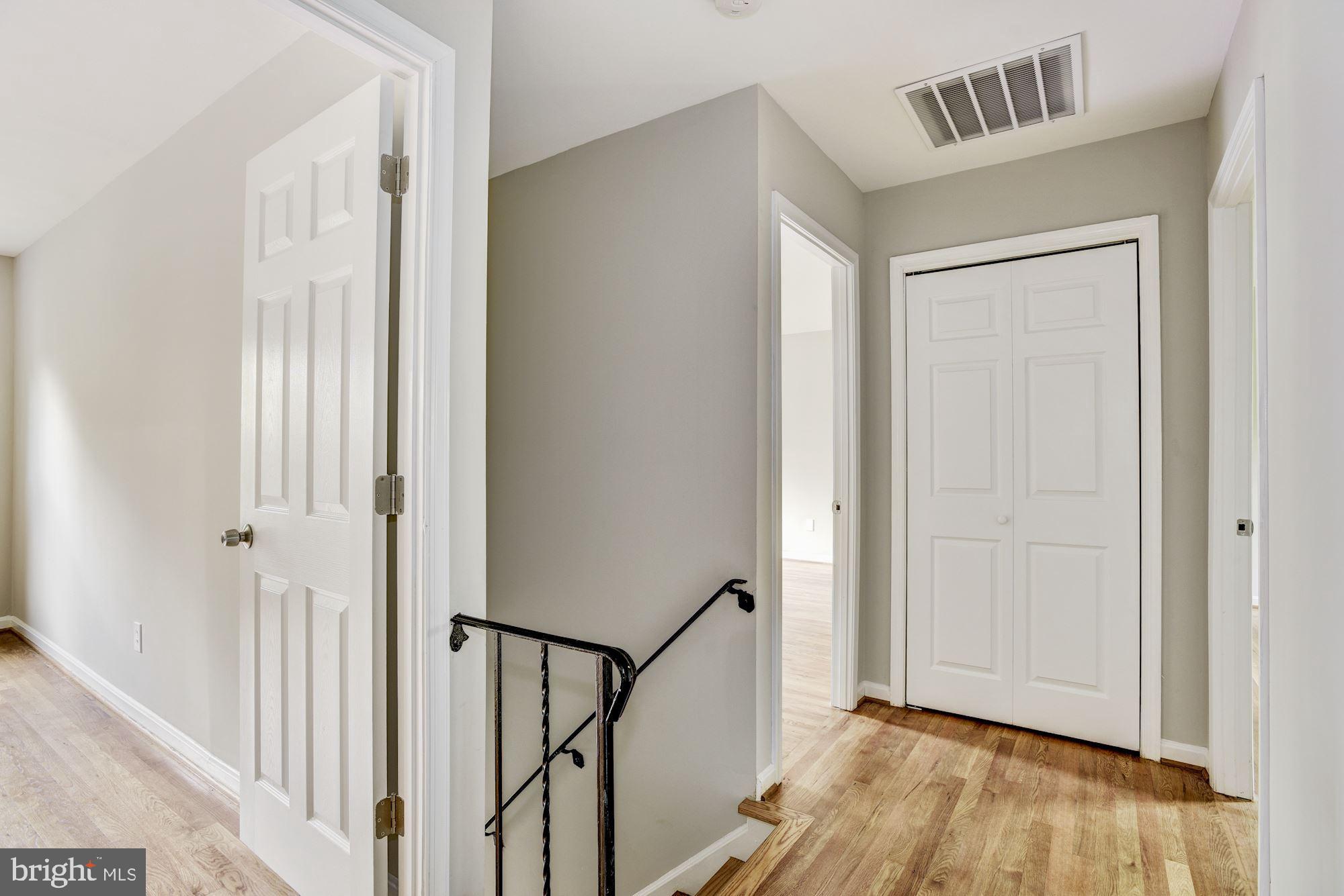 10816 Hunt Club Road Reston, VA 20190 - Photo 24 of 61