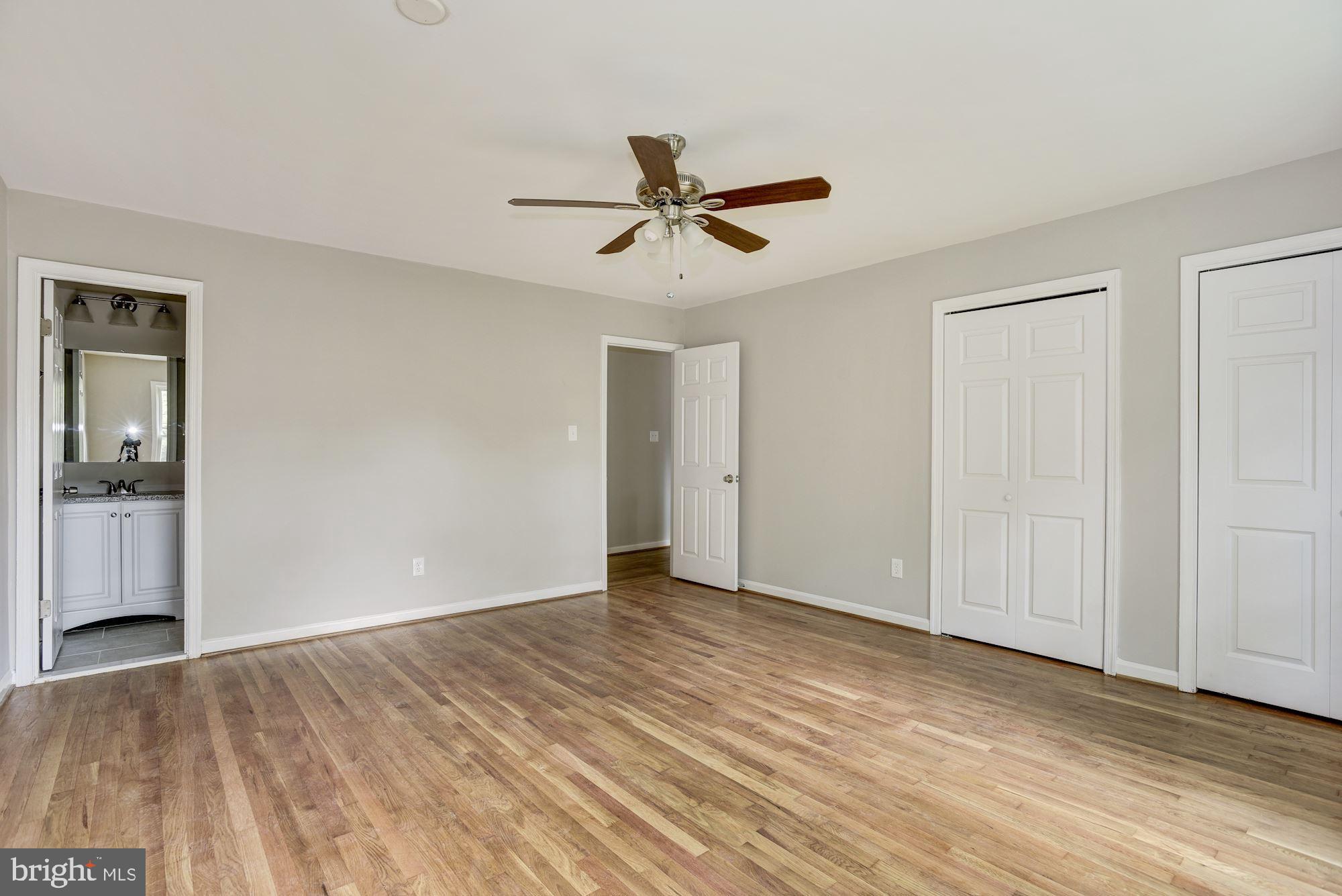 10816 Hunt Club Road Reston, VA 20190 - Photo 26 of 61