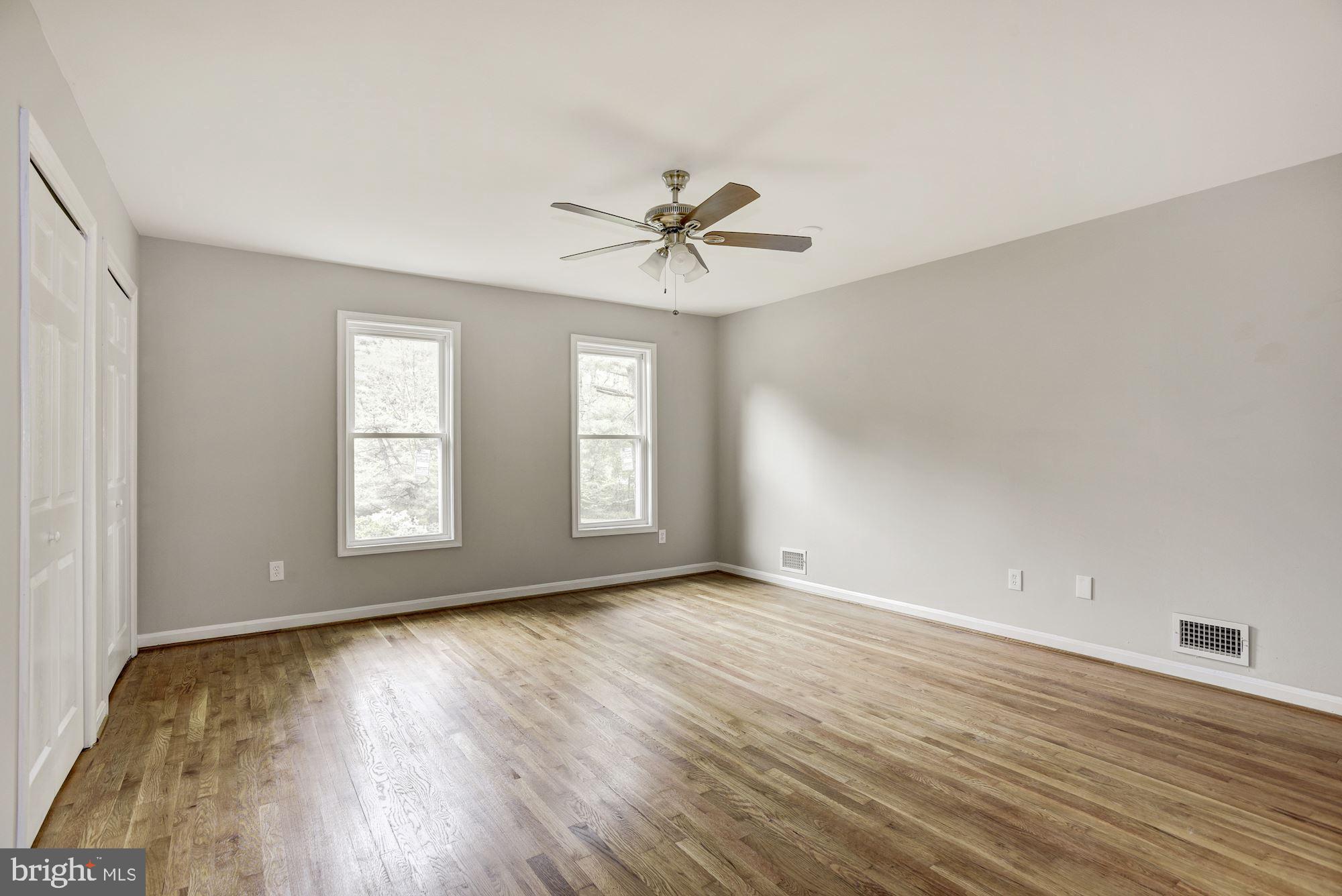 10816 Hunt Club Road Reston, VA 20190 - Photo 27 of 61