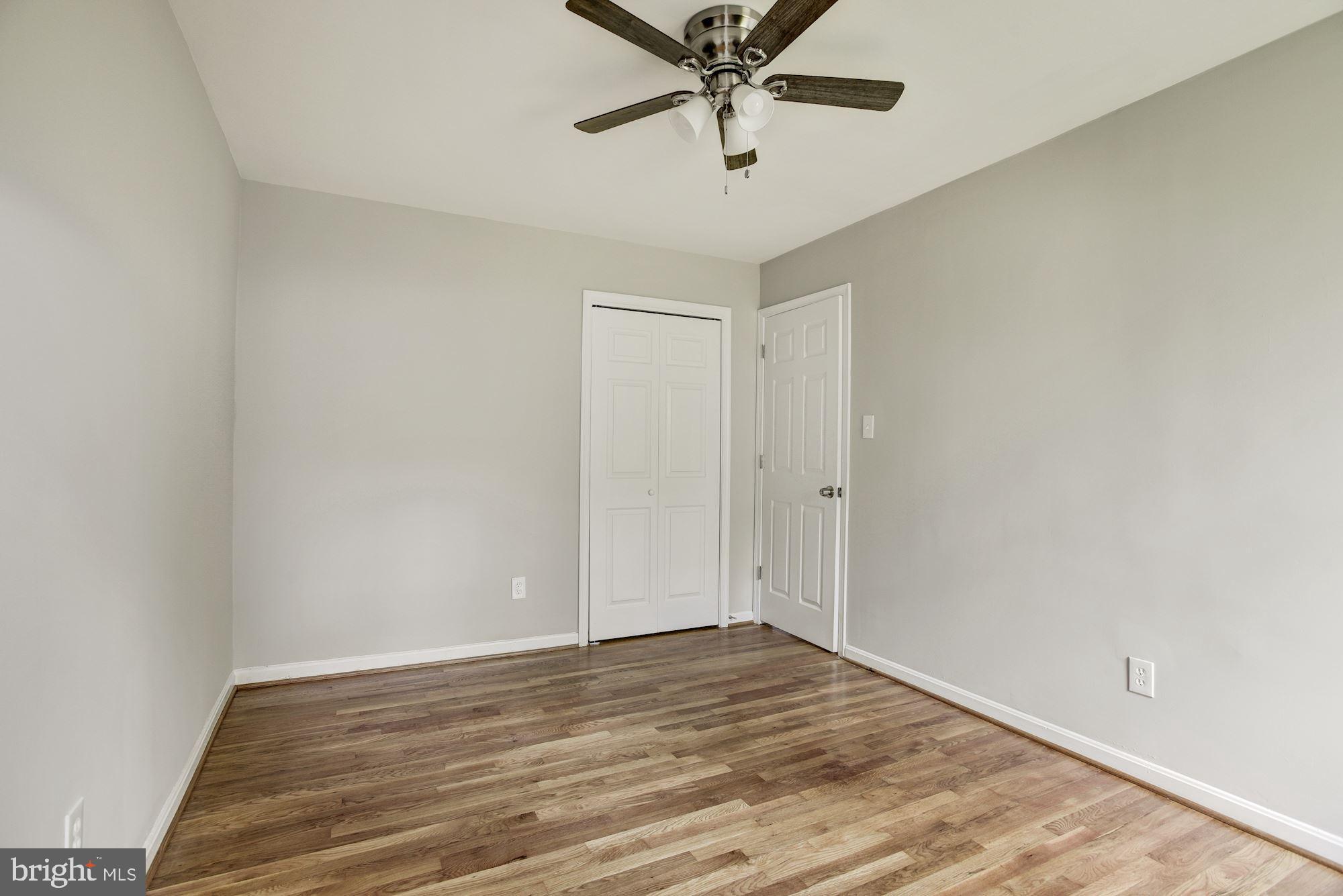 10816 Hunt Club Road Reston, VA 20190 - Photo 32 of 61
