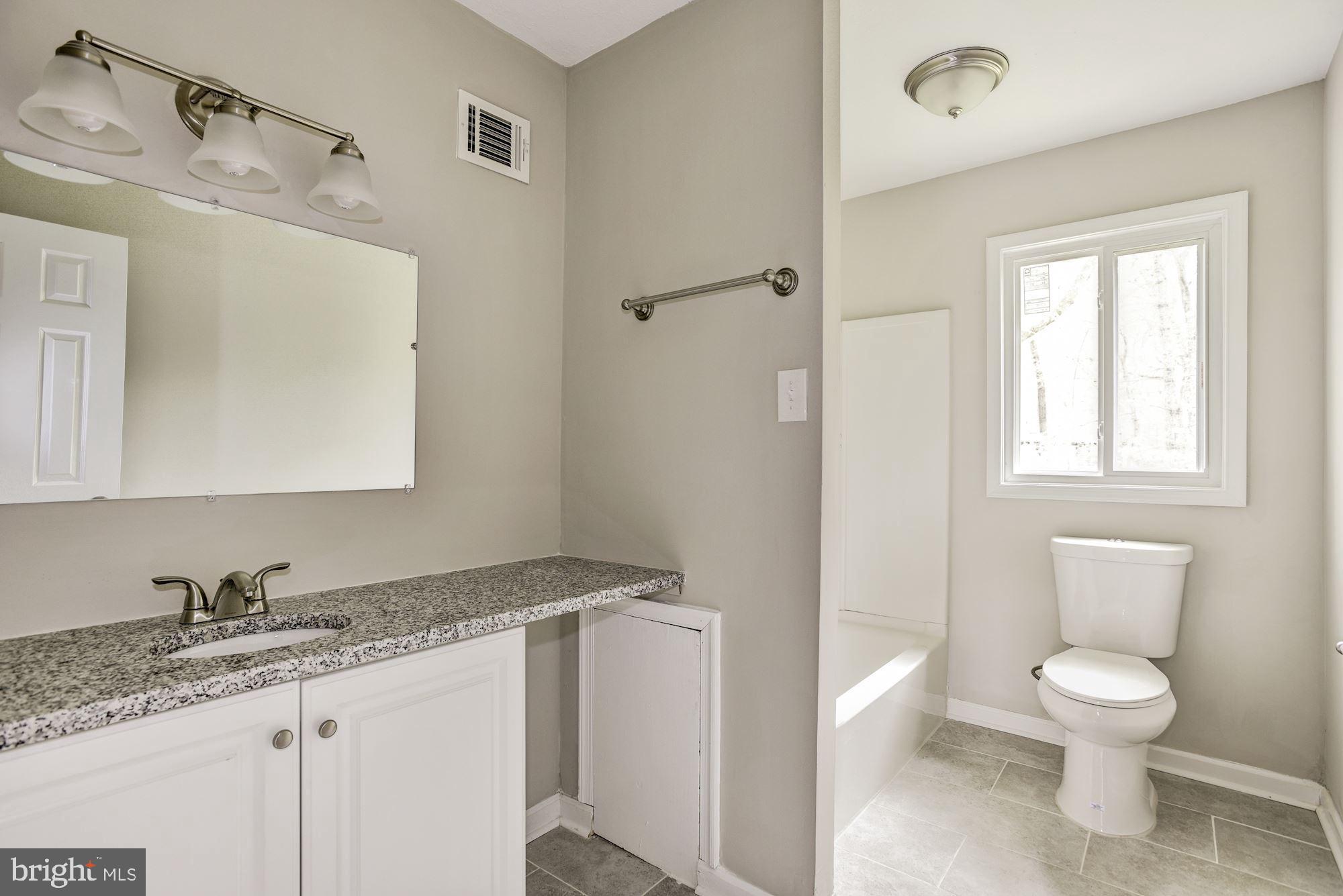 10816 Hunt Club Road Reston, VA 20190 - Photo 36 of 61
