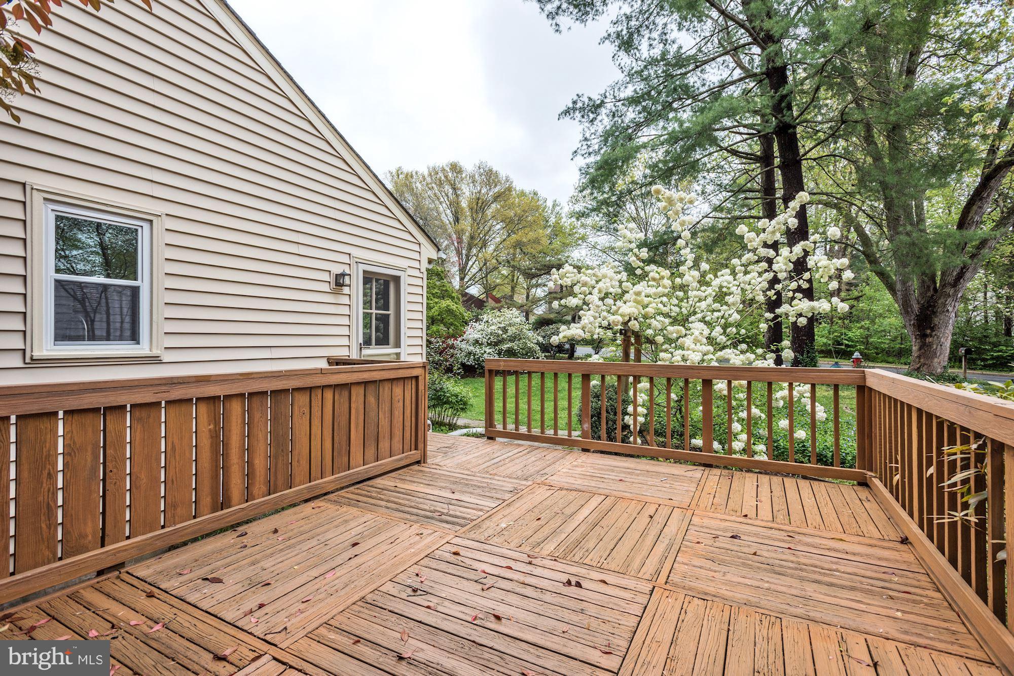 10816 Hunt Club Road Reston, VA 20190 - Photo 43 of 61
