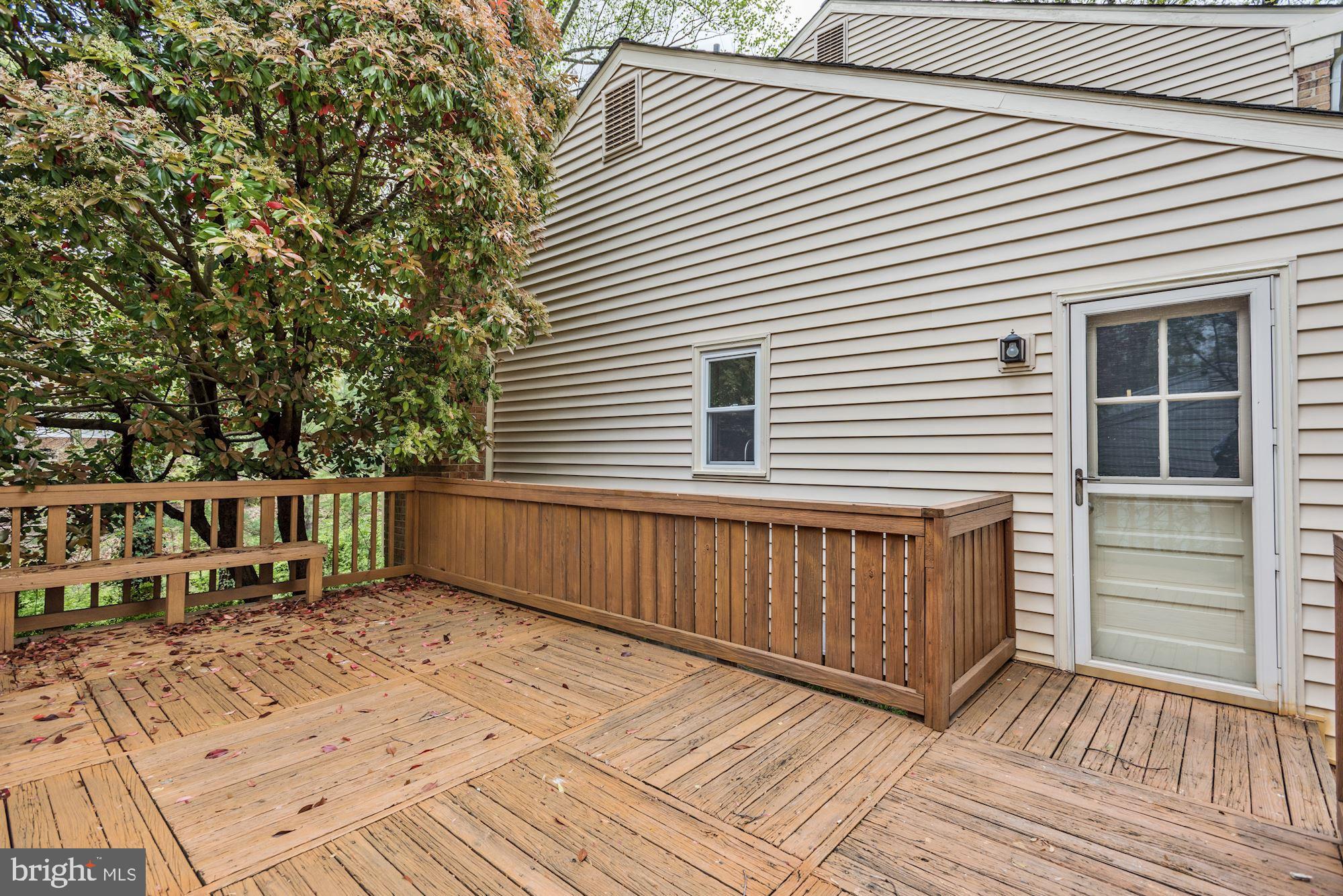 10816 Hunt Club Road Reston, VA 20190 - Photo 44 of 61