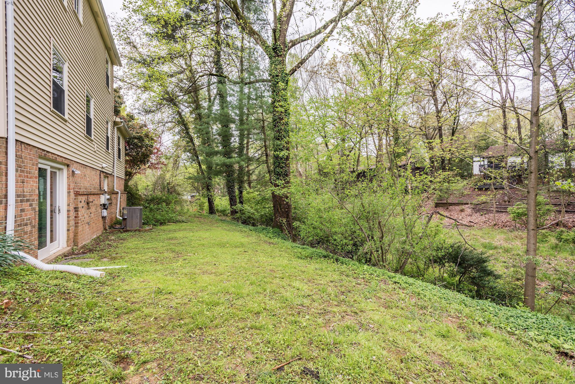 10816 Hunt Club Road Reston, VA 20190 - Photo 46 of 61