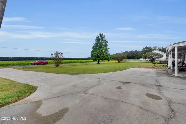 $240,000 | 2717 Idalia Road, Aurora, NC 27806