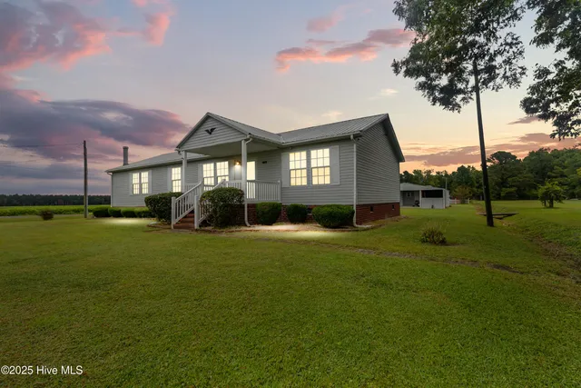 $250,000 | 2717 Idalia Road, Aurora, NC 27806