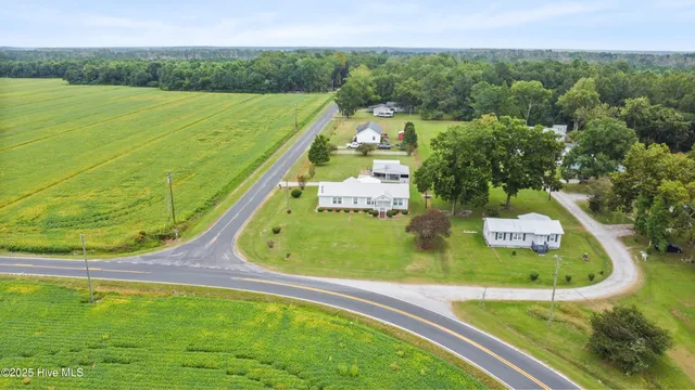 $250,000 | 2717 Idalia Road, Aurora, NC 27806