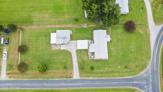 $250,000 | 2717 Idalia Road, Aurora, NC 27806