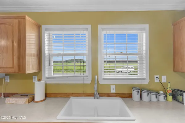 $240,000 | 2717 Idalia Road, Aurora, NC 27806