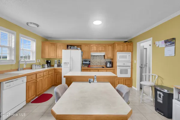 $240,000 | 2717 Idalia Road, Aurora, NC 27806