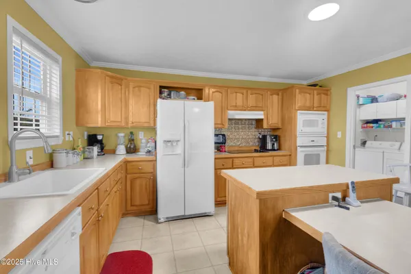 $240,000 | 2717 Idalia Road, Aurora, NC 27806