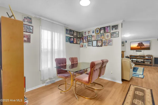 $240,000 | 2717 Idalia Road, Aurora, NC 27806