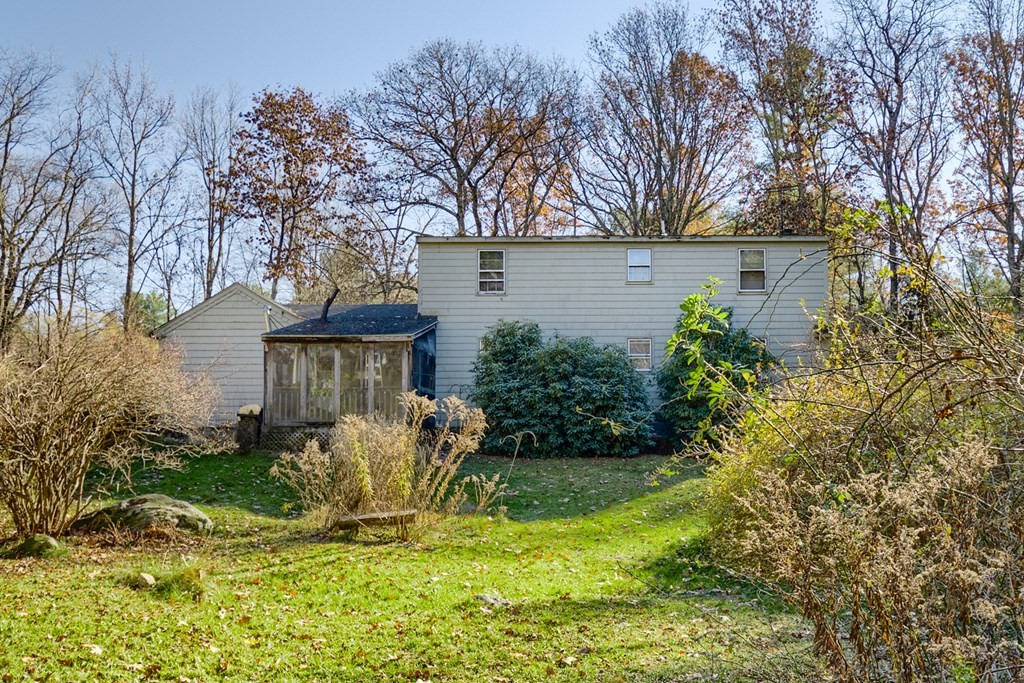 9 Thompson Road Hubbardston, MA 01452 - Photo 15 of 21 Gallery Image 15