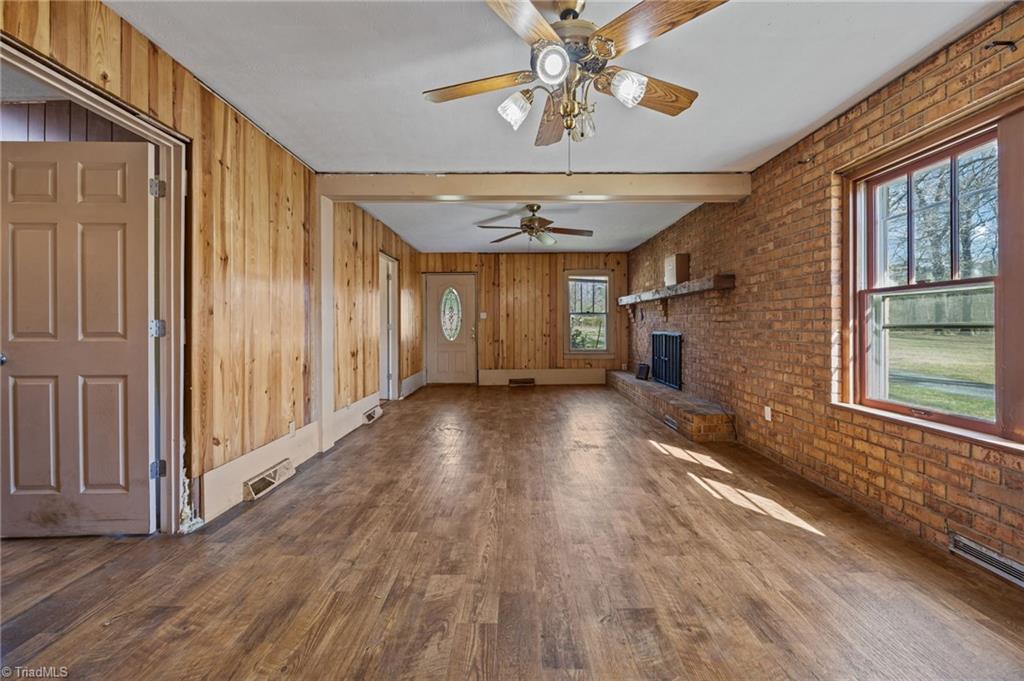 4027 Old Lexington Road Asheboro, NC 27205 - Photo 13 of 44