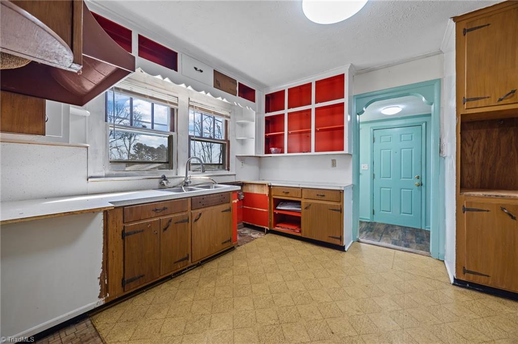 4027 Old Lexington Road Asheboro, NC 27205 - Photo 16 of 44