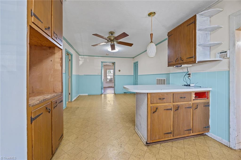 4027 Old Lexington Road Asheboro, NC 27205 - Photo 18 of 44