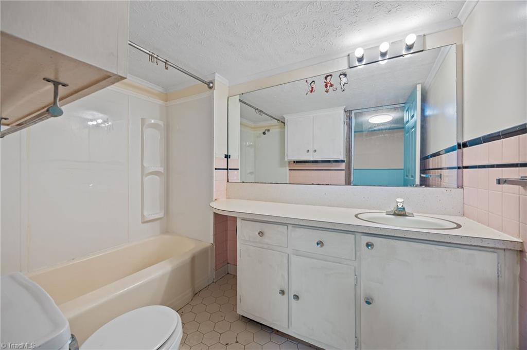 4027 Old Lexington Road Asheboro, NC 27205 - Photo 22 of 44