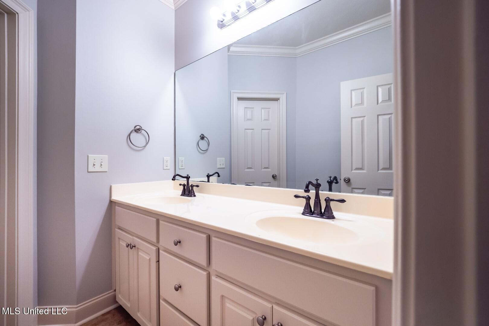 106 Wells Court Canton, MS 39046 - Photo 26 of 29 P3020029
