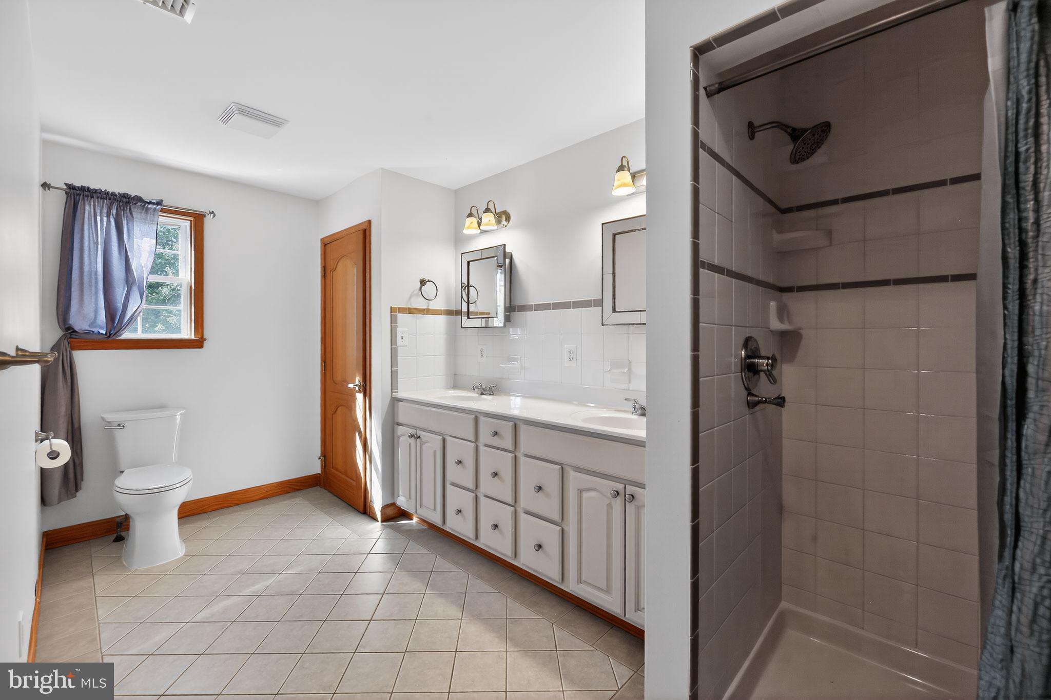 111 Heilig Road Sewell, NJ 08080 - Photo 22 of 39 Gallery Image 22