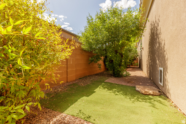 595 Pine Brook Lane St. George, UT 84770 - Photo 7 of 28
