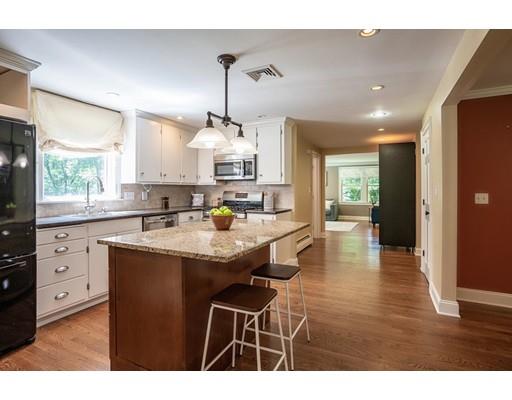 7 McMahon Road Bedford, MA 01730 - Photo 3 of 30 Gallery Image 3