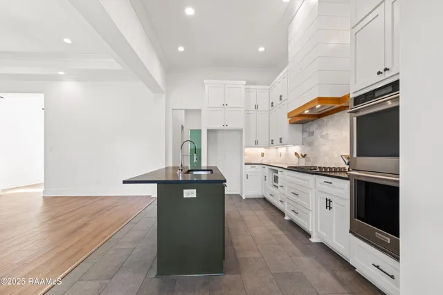 $550,000 | 221 Redfern Street, Lafayette, LA 70508