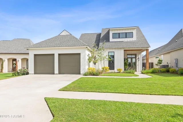 $550,000 | 221 Redfern Street, Lafayette, LA 70508