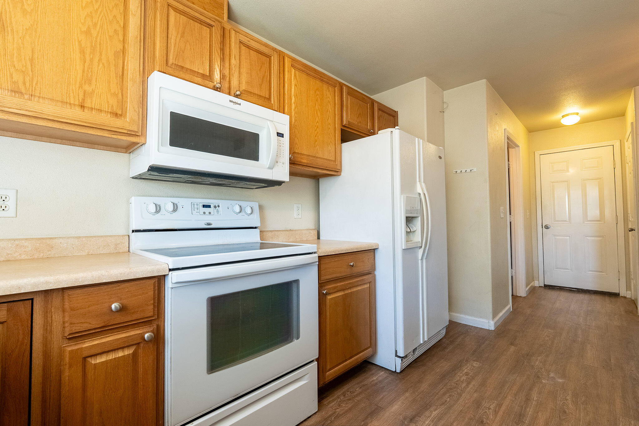 114 Cedar Street Central Point, OR 97502 - Photo 12 of 47 DSC02487-HDR