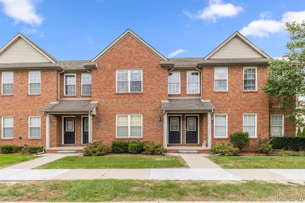 $1,795 | 13165 Turnberry, Southgate, MI 48195