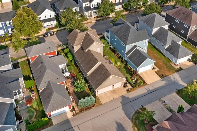 $824,900 | 261 1st Street, Oakmont, PA 15139