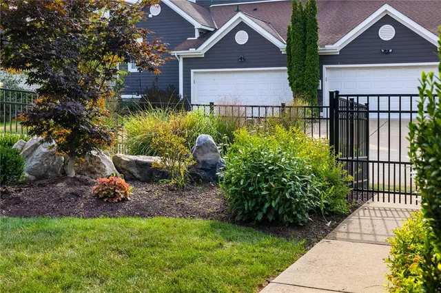 $824,900 | 261 1st Street, Oakmont, PA 15139