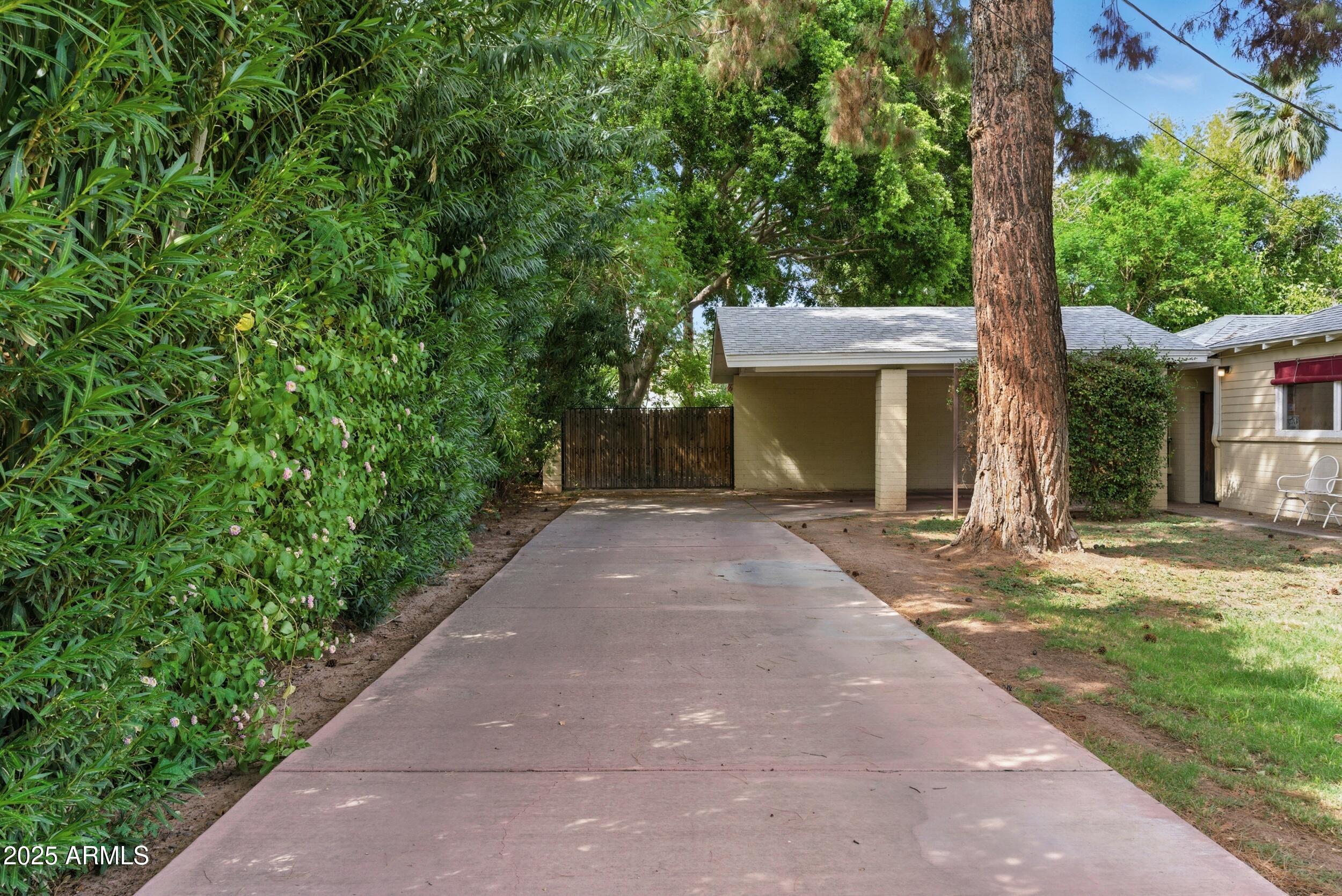 22 East 15th Street Tempe, AZ 85281 - Photo 8 of 84 front view of a house with a yard