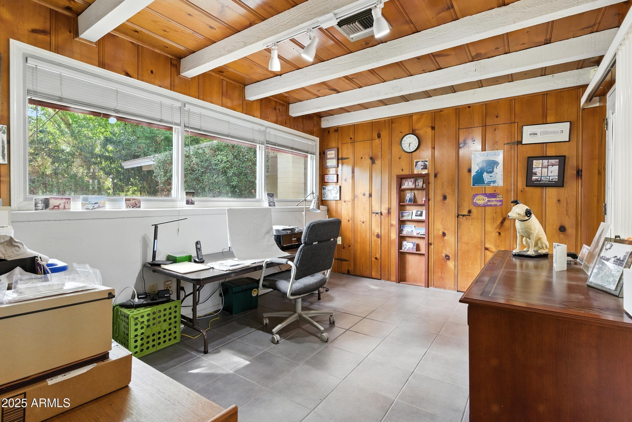 22 East 15th Street Tempe, AZ 85281 - Photo 58 of 84 a workspace with furniture and a window