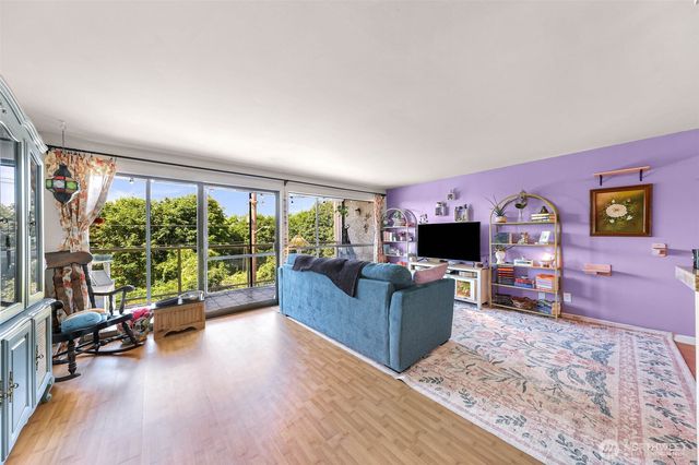 $360,000 | 414 Boulevard, Unit 105, Bellingham, WA 98225