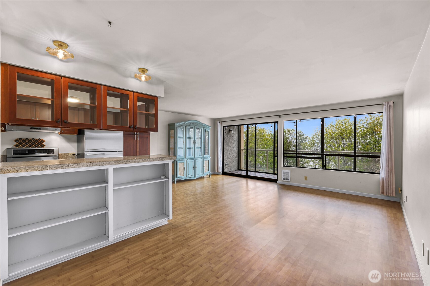 414 Boulevard, Unit 105 Bellingham, WA 98225 - Photo 4 of 30