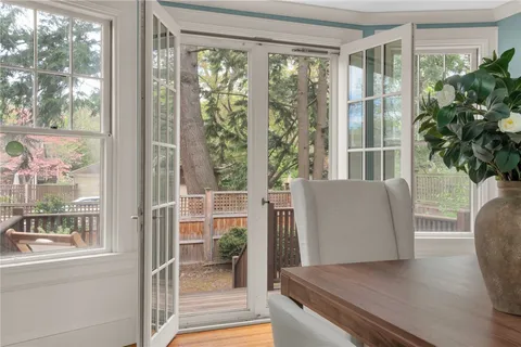 $1,235,000 | 289 Wayland Avenue, Providence, RI 02906
