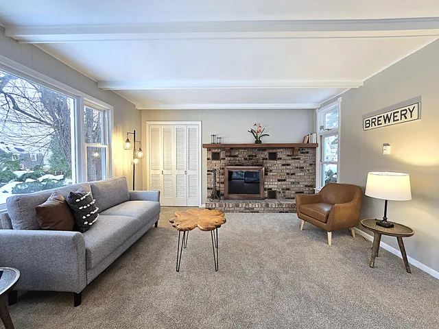 $274,900 | 3656 South 46th Place, Greenfield, WI 53220