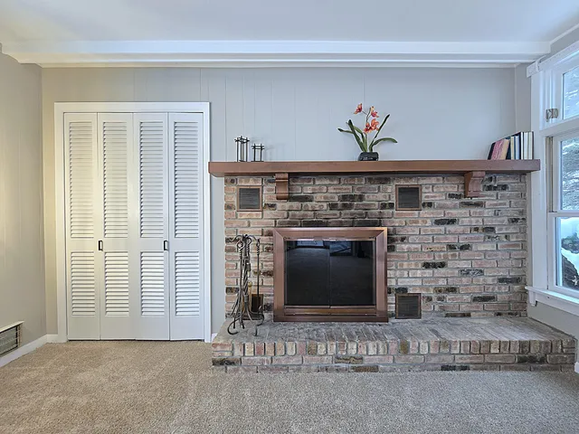 $274,900 | 3656 South 46th Place, Greenfield, WI 53220