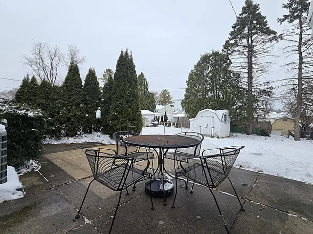 $274,900 | 3656 South 46th Place, Greenfield, WI 53220