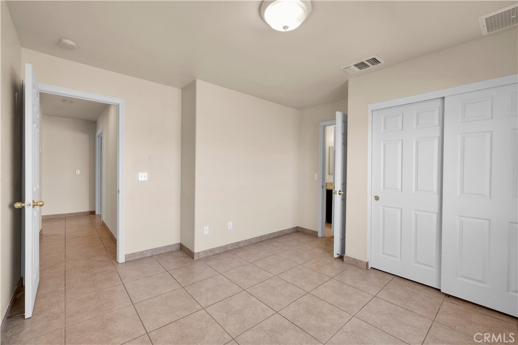 57031 Selecta Avenue Yucca Valley, CA 92284 - Photo 27 of 56 a view of an empty room with window