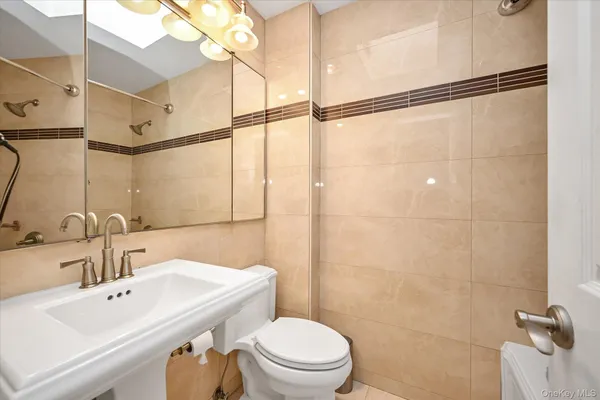 $1,088,000 | 161-08 Booth Memorial Avenue | Queensboro Hill