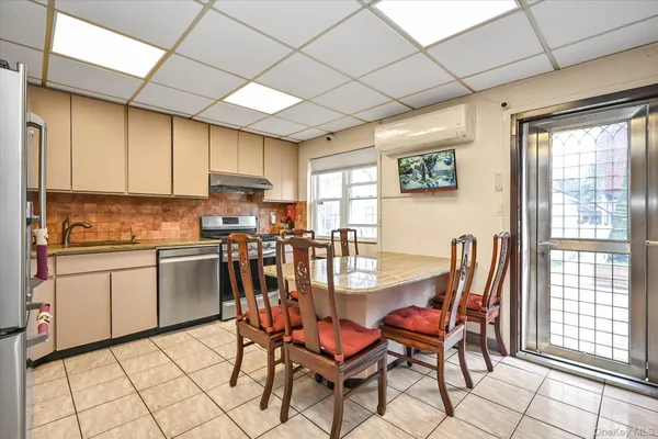 $1,088,000 | 161-08 Booth Memorial Avenue | Queensboro Hill