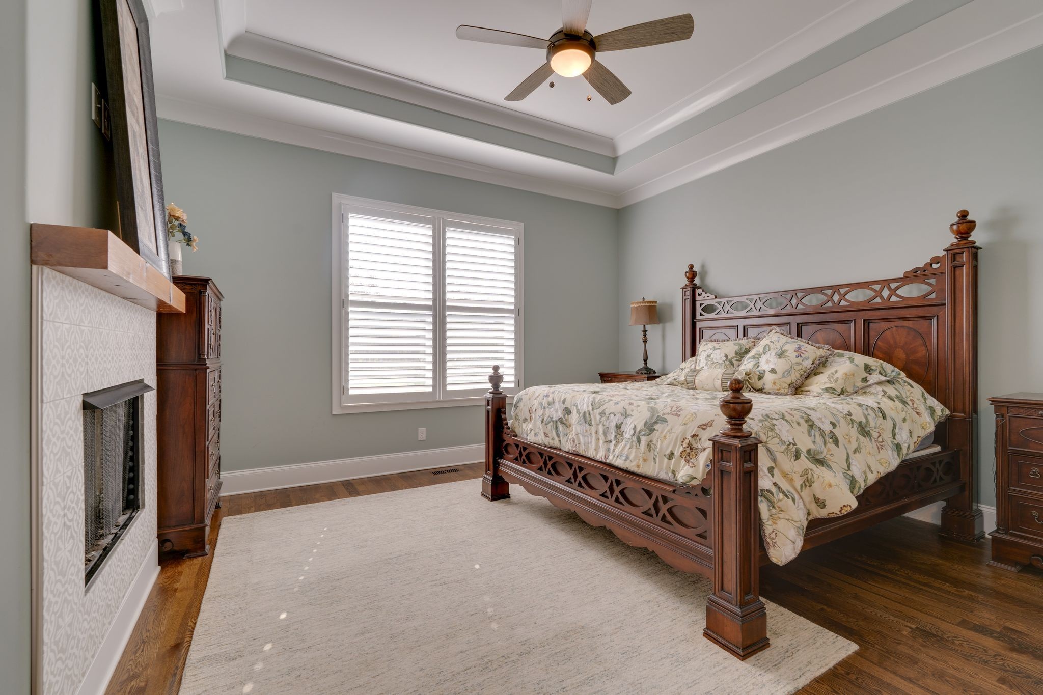 4285 Franklin Road Lebanon, TN 37090 - Photo 38 of 90 a bed sitting in a bedroom next to a window