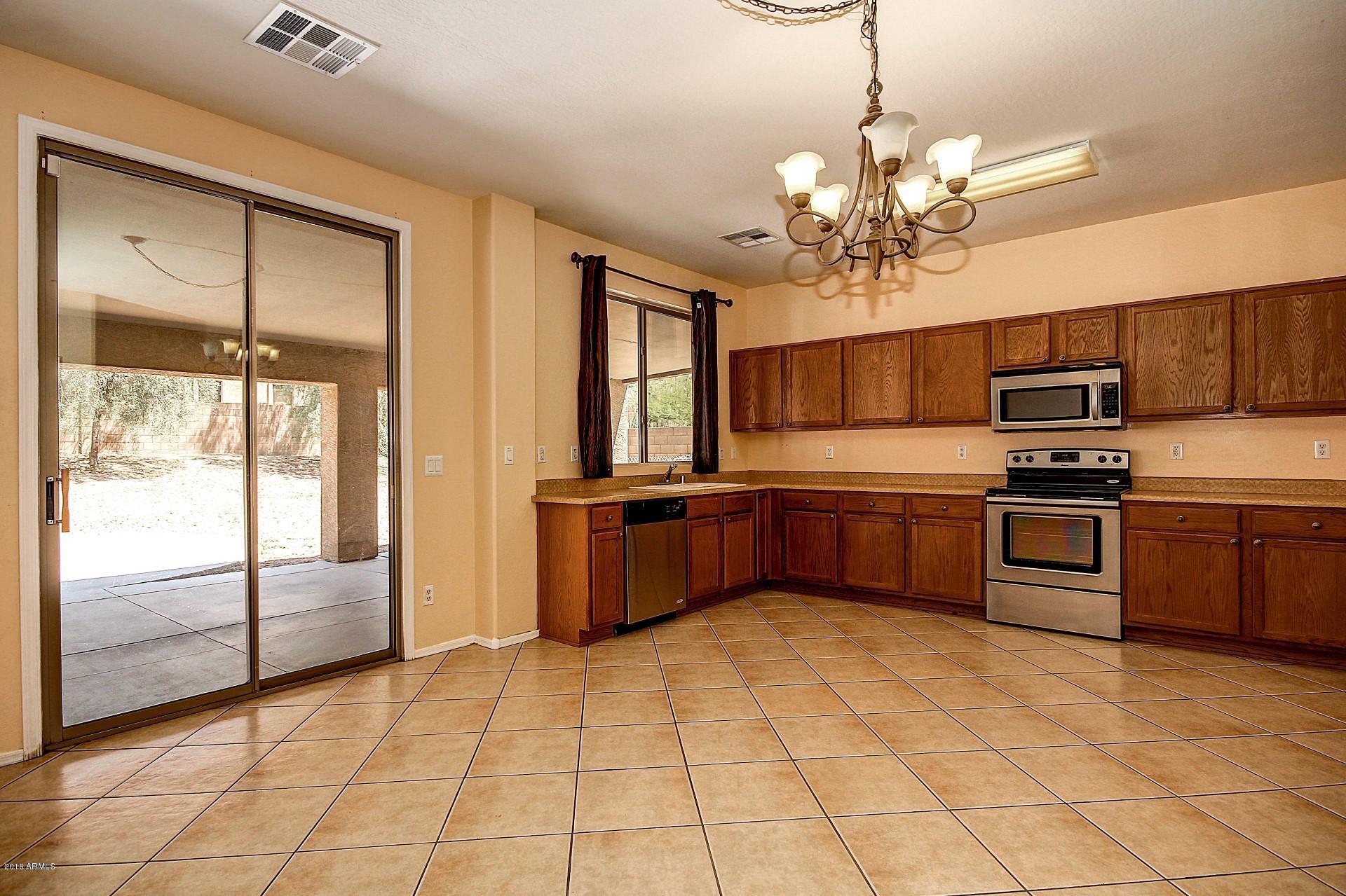 2418 West Florentine Road Phoenix, AZ 85086 - Photo 11 of 33 0011-Florentine (11)