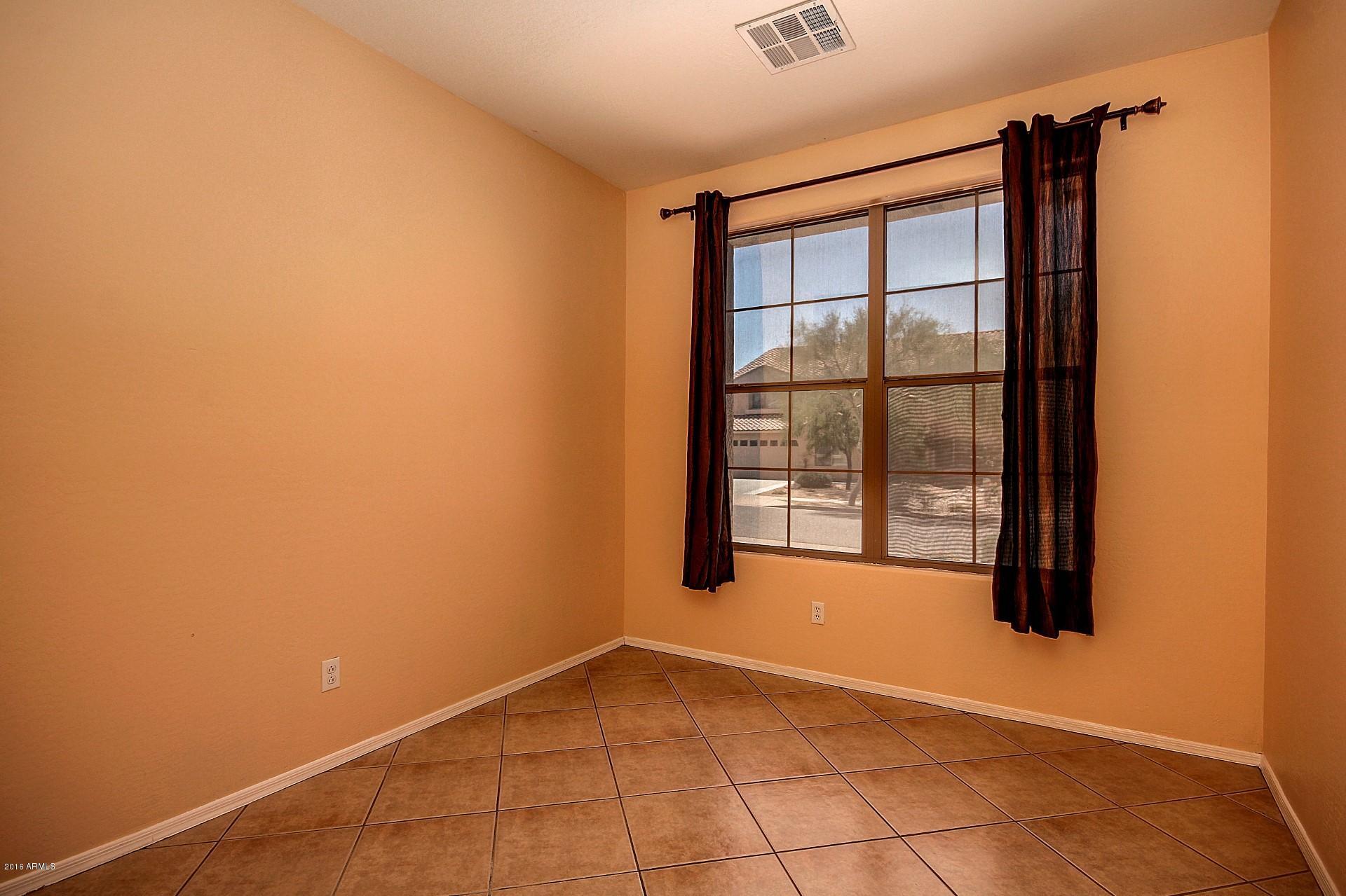 2418 West Florentine Road Phoenix, AZ 85086 - Photo 5 of 33 0003-Florentine (4)
