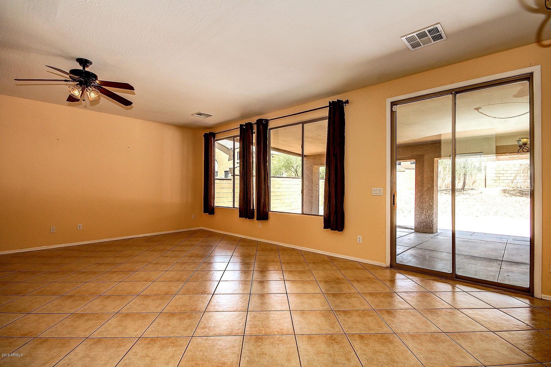 2418 West Florentine Road Phoenix, AZ 85086 - Photo 7 of 33 0007-Florentine (7)