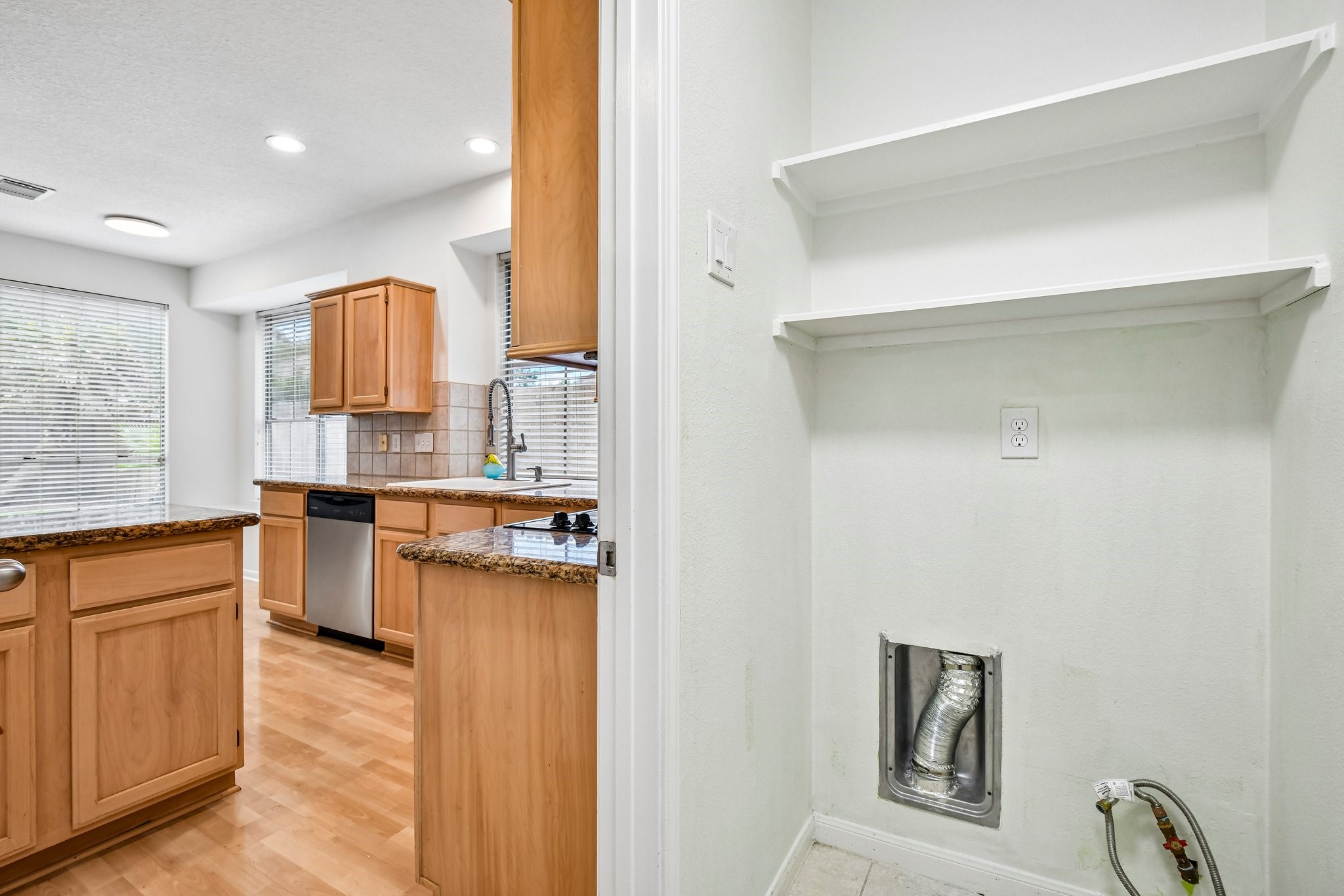 14010 Hazel Ridge Court Houston, TX 77062 - Photo 18 of 42 Gallery Image 18