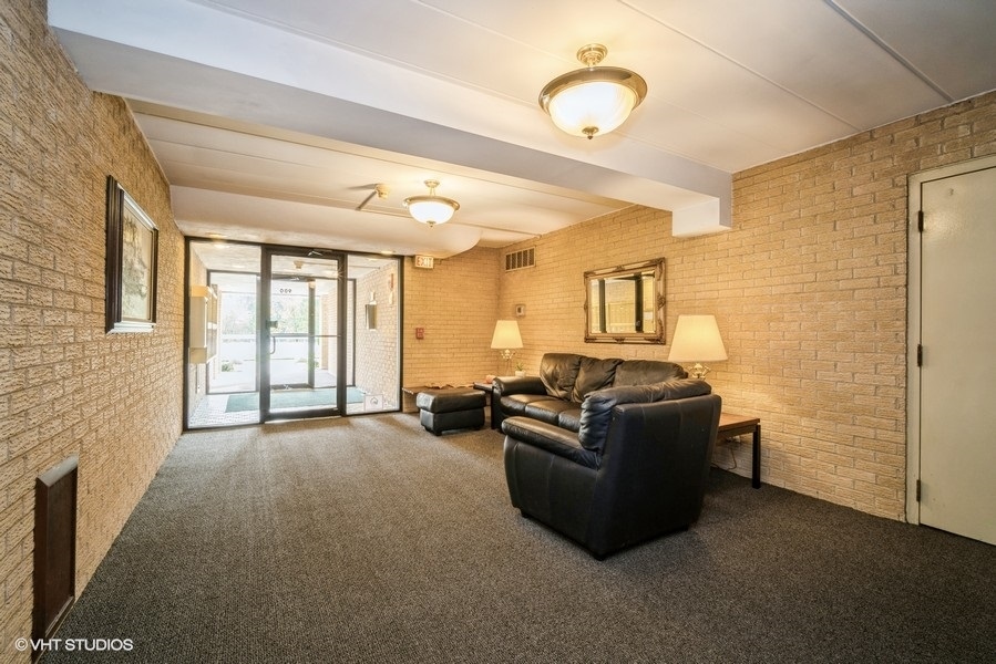 900 South River Road, Unit 2A Des Plaines, IL 60016 - Photo 14 of 14 Gallery Image 14